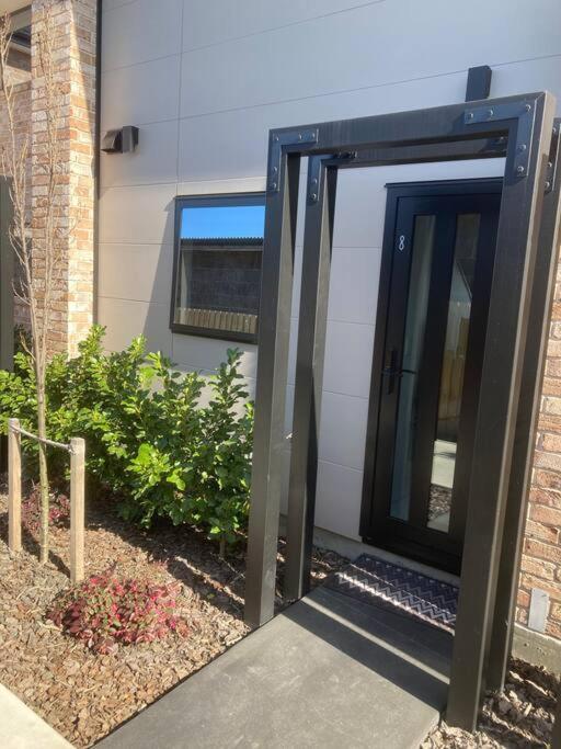 Cheerful 2 Bedroom Townhouse In Addington! Christchurch Exteriör bild